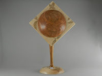 Detailed view of touchless lamp