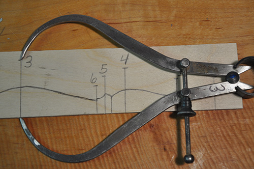 Setting calipers for turning based on pattern