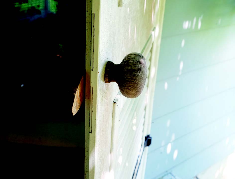 Turning-Knobs-Handles-Wheels-2