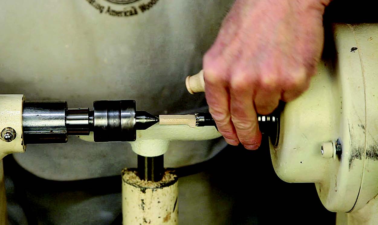 Mounting fipple blank in lathe