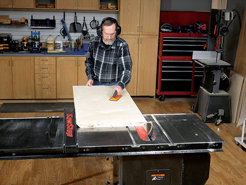 Making angled cuts on waterfall desk edges