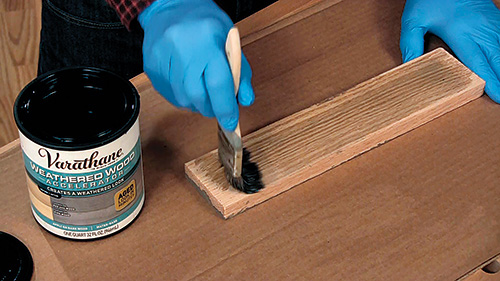 Applying Varathane weathered wood finish to red oak lumber