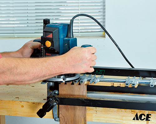Cutting dovetail pins with a router