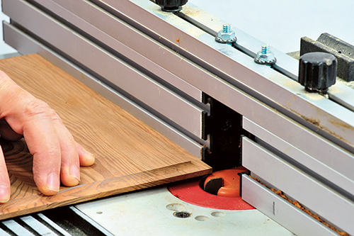 Shaping wine box top panel