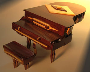 n323TWLeGrandioseBabyGrandPianoClosed