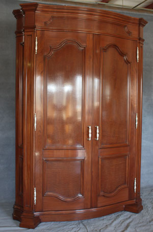 n329TWSerpentineArmoire