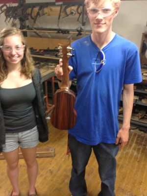 n330TWStudentWithViolin