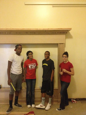 n330TWStudentWorkCrew