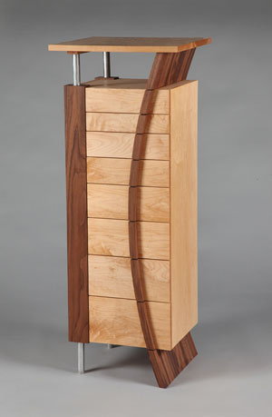 n333TWBiernbaumArmoire