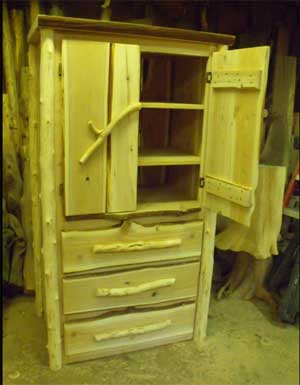 n346TWArmoire