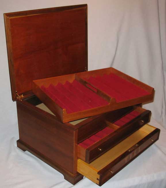 poker_chest_open Poker Chip Chest - Open