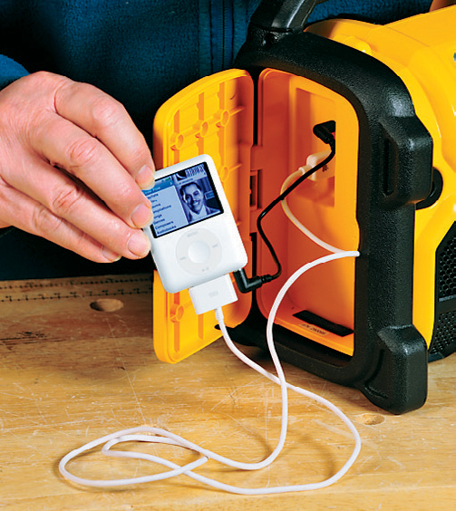 The majority of the device compartments on jobsite radios have
a built-in USB port, which can be used to power or recharge a smart- phone, tablet or MP3 player.